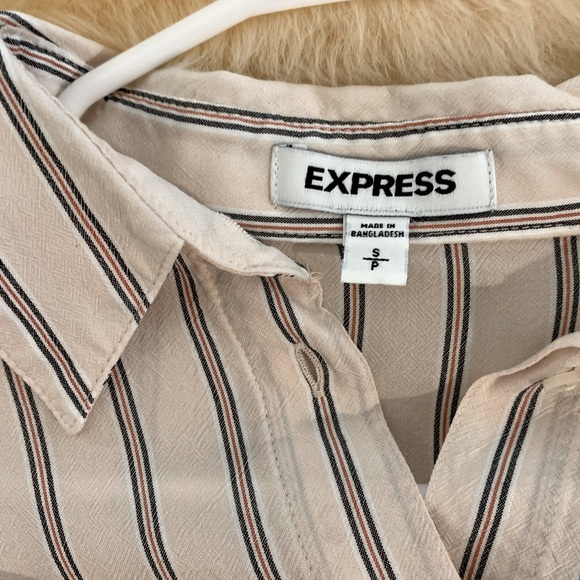 Express Collared Blouse - Picture 4 of 5